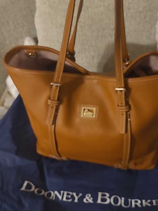 Db - Picture 2 of 14